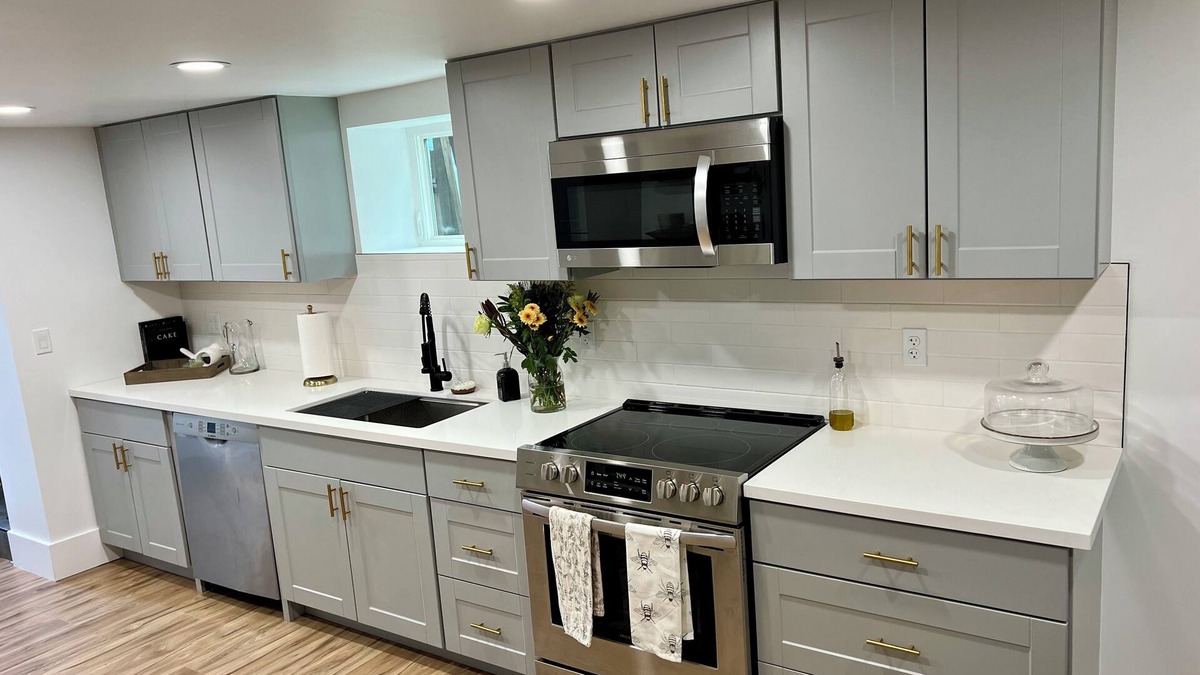 Oakland Apartment | Rare, Newly Built 2 Bedroom 1 Bath with Secure Parking Space