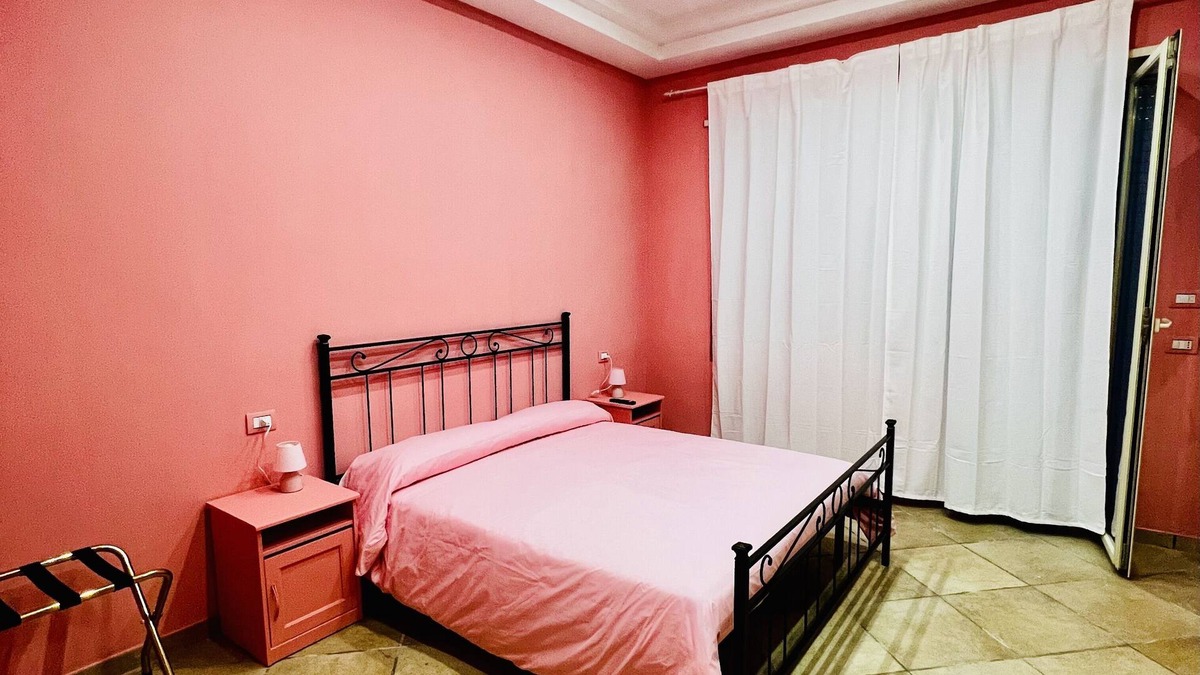 Portici Bed & Breakfast | RaRoom Colors