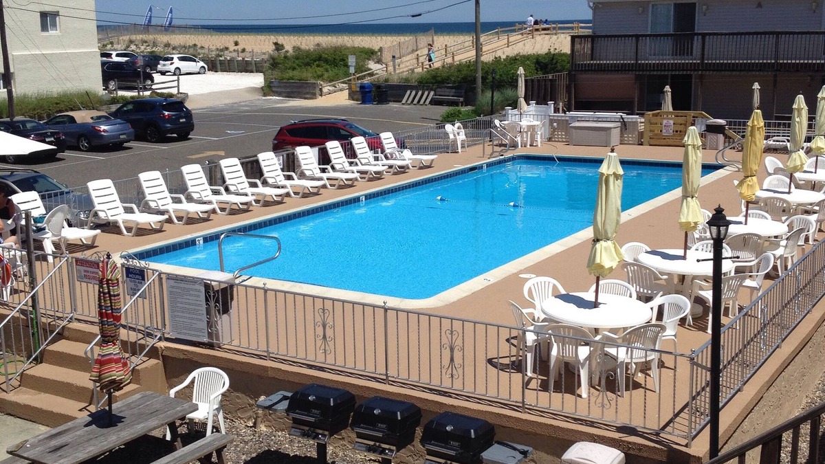 Beach Haven Condo | RATE DEAL of the CENTURY 9/20-9/27 150/nitenNewly Renovated Beach Front Property