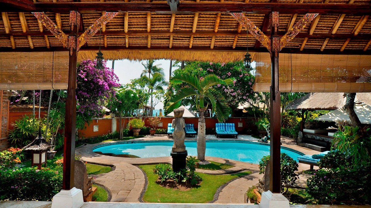 Mangsit Villa | Ratna Wati villa 3 Bedroom with Pool
