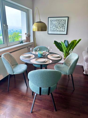 Bierstadt Apartment | RAUM2GO - NO2 zentrales 2-Zimmer apartment DESIGN & BLICK