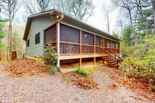 Winfield Cove House | Raven's Respite
