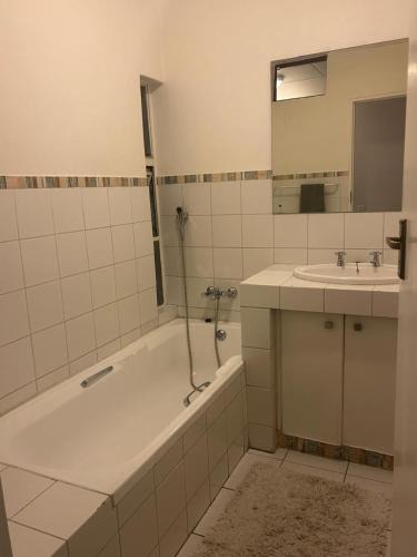 Lone Hill Apartment | Ravens Hill