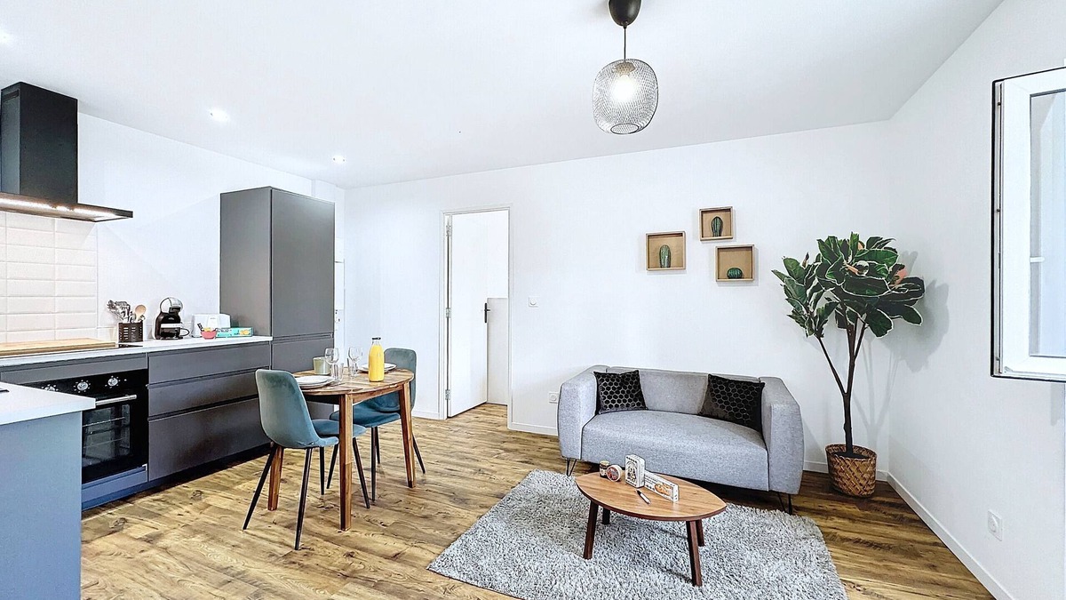 Europe Apartment | Ravissant T1 bis avec parking privatif *Ty Podic*