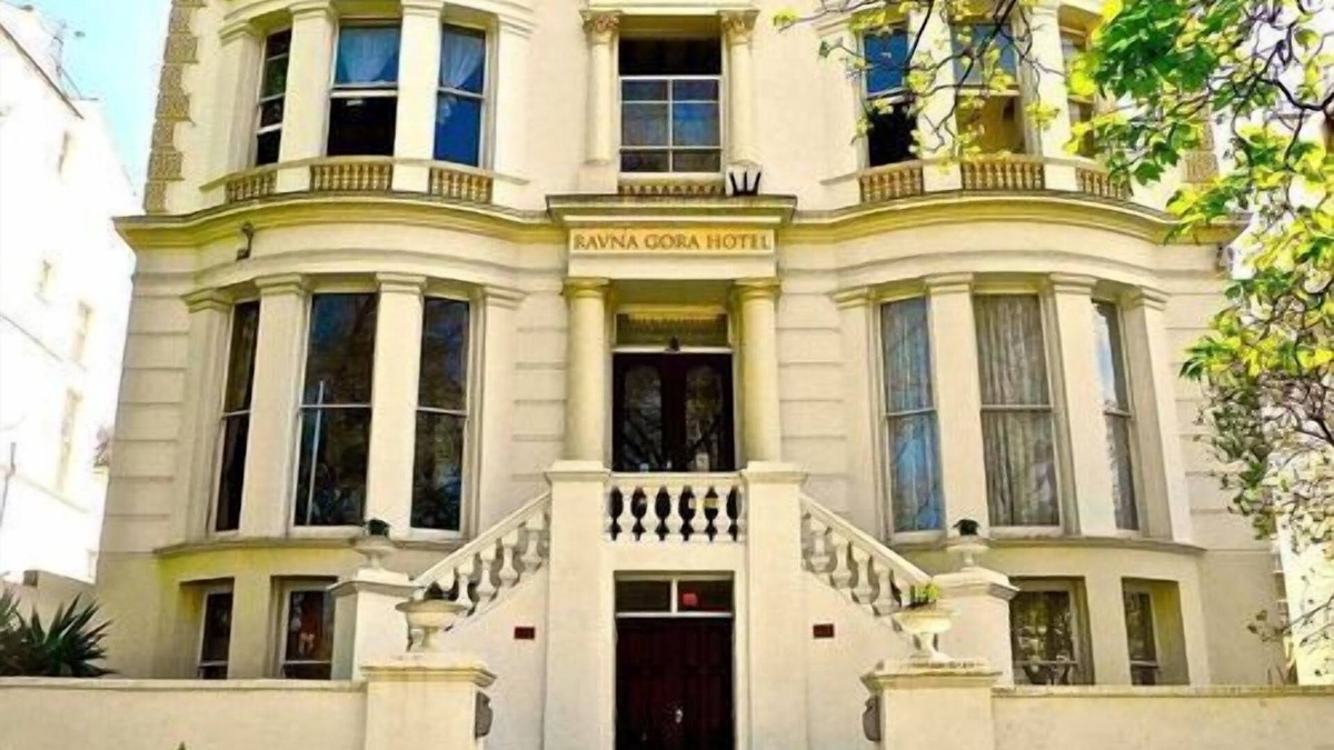 Holland Park Hotel | Ravna Gora