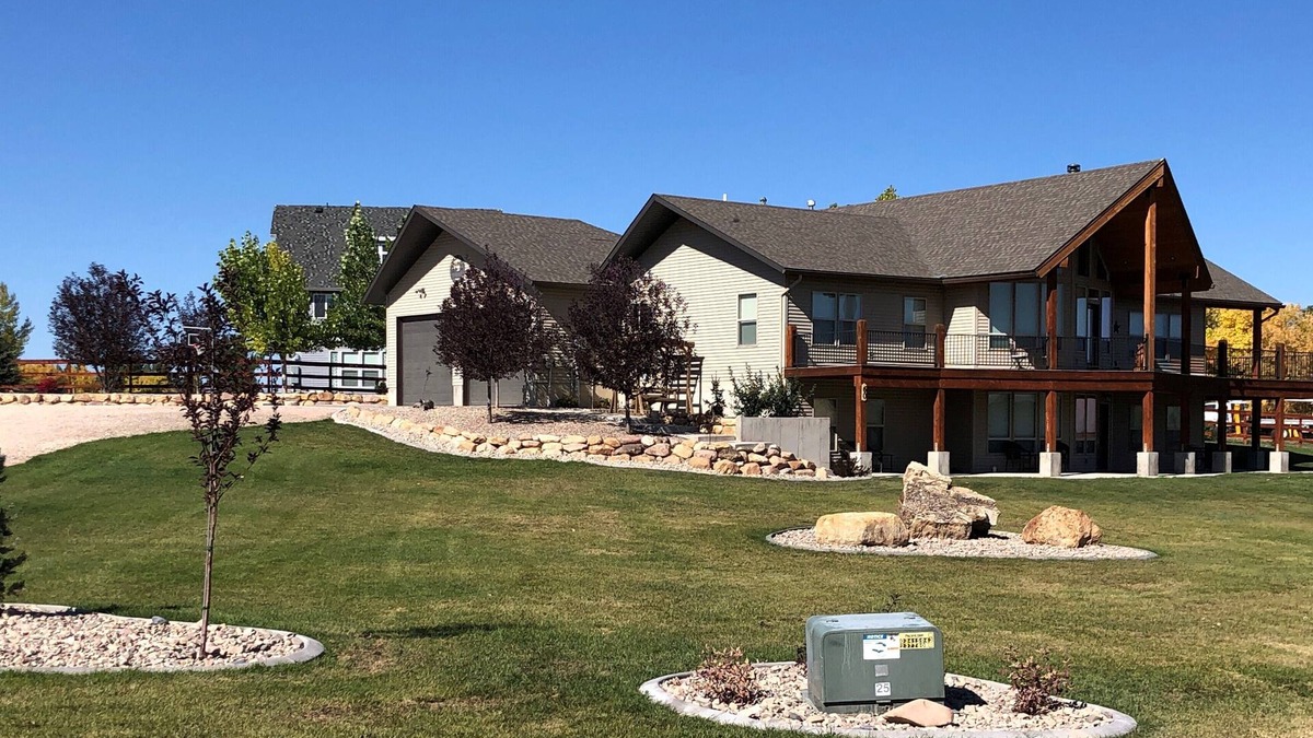 St. Charles House | Rawhide Rendezvous - Great Deal - Quiet Solitude - Easy Year-Round Access - Fun!