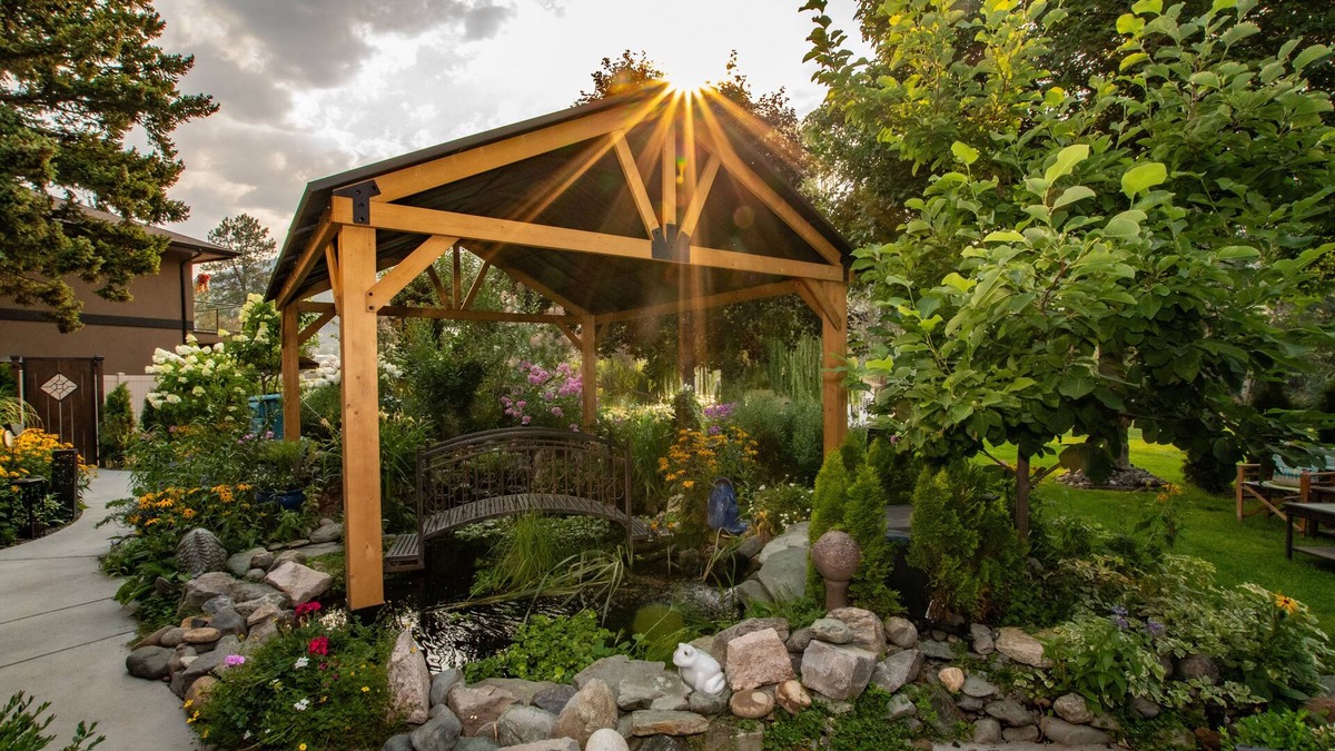 Kamloops Apartment | Rayleigh Riverfront Retreat - Wedding Ceremonies Welcome.