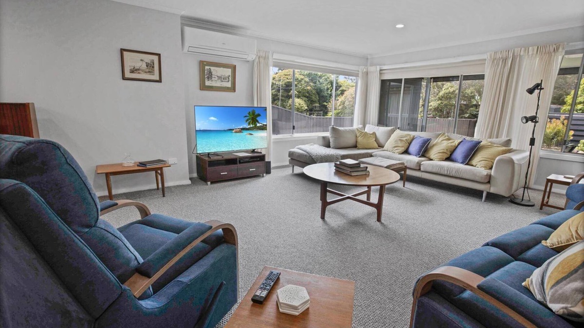 Raymond Island House | Raymond Island Retreat: This open plan holiday home has it all… even a jetty!