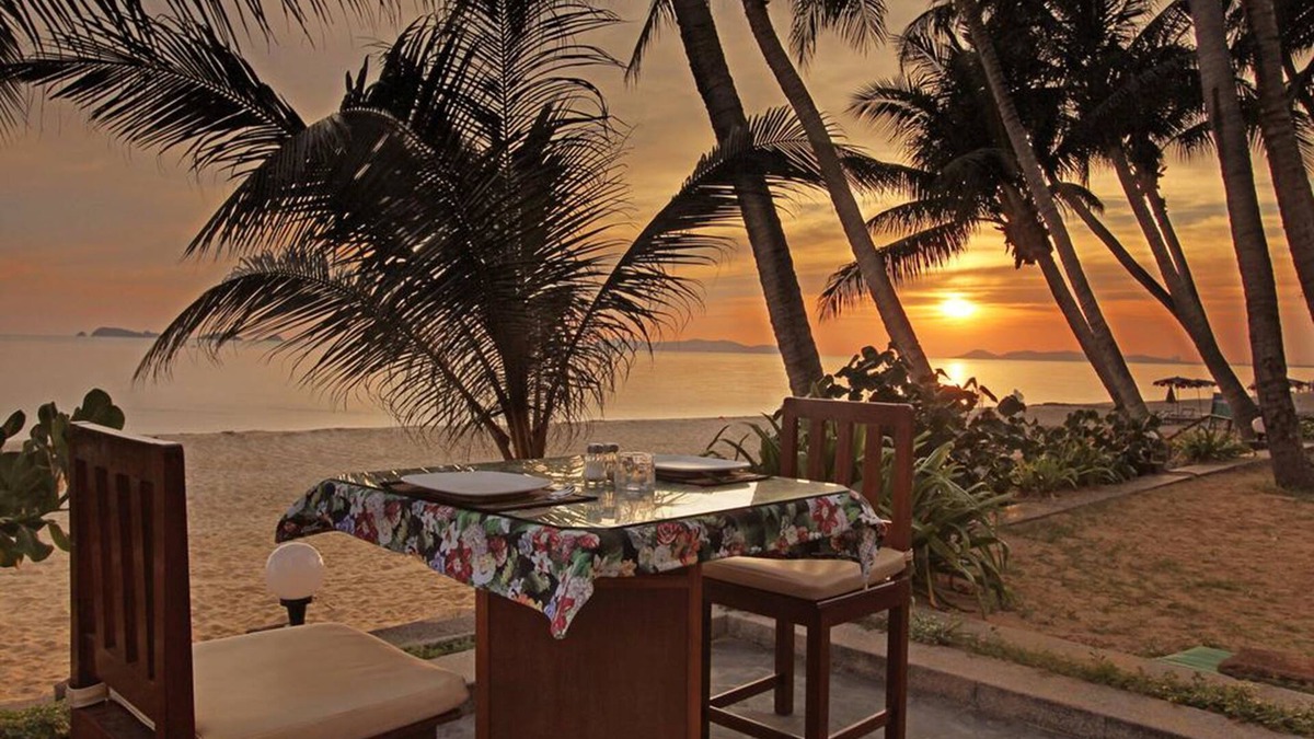 Chakphong Hotel | Rayong Chalet Resort