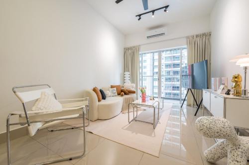 Salak South Apartment | Razak City Residences by The Conts