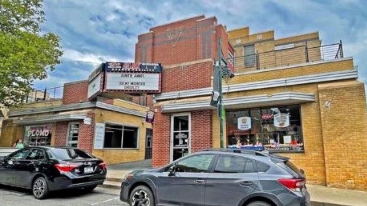 Fayetteville Condo | Razorback Retreat on Dickson Street