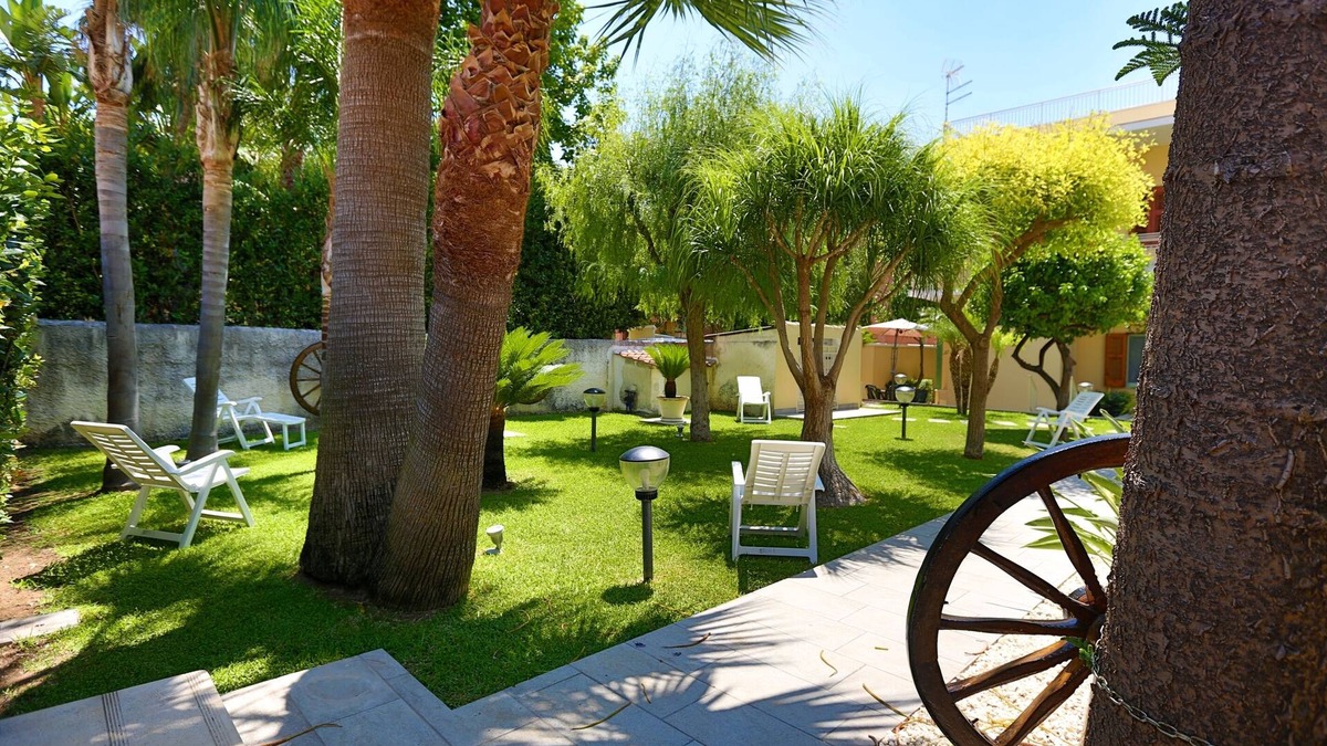 Avola Villa | RE SOLE La Villa - Holiday Home URANO - An oasis of relaxation near the beaches