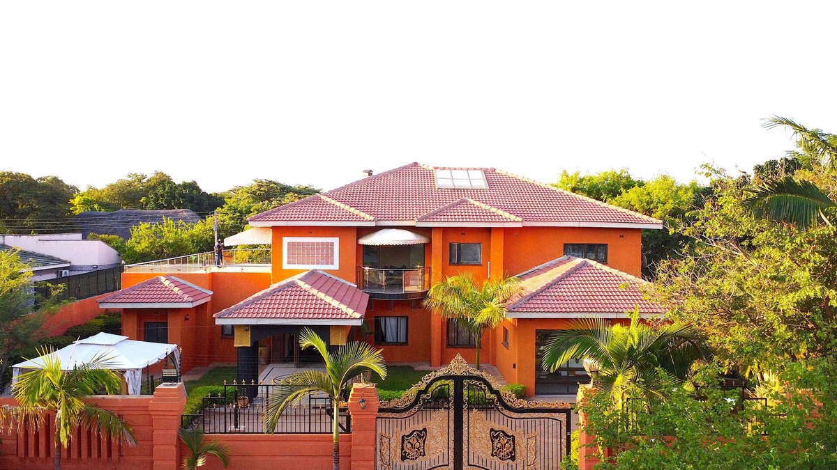 Victoria Falls Villa | Regina Francesca Villa. Entire
