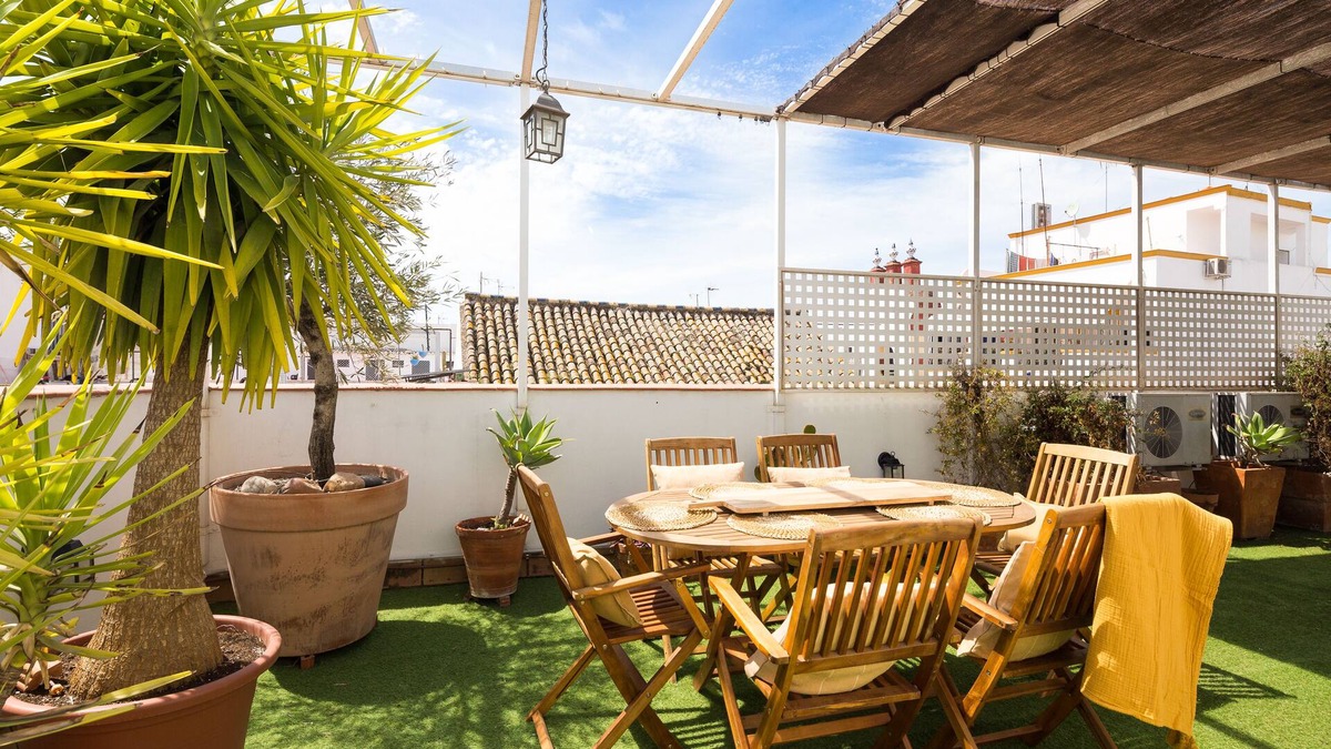 El Arenal House | Real Carretería. 3 bedrooms, 3 bathrooms, terrace, views