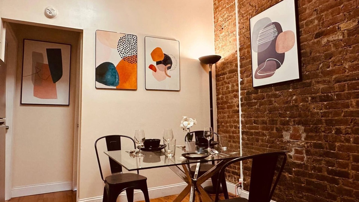 East Village Apartment | Real Cozy Apartment in Downtown Manhattan