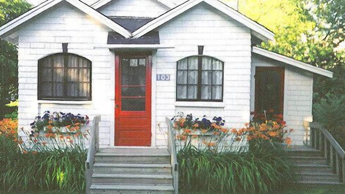 Pointe-du-Chene Cottage | Really Cute Cottage, Parlee Beach - Shediac