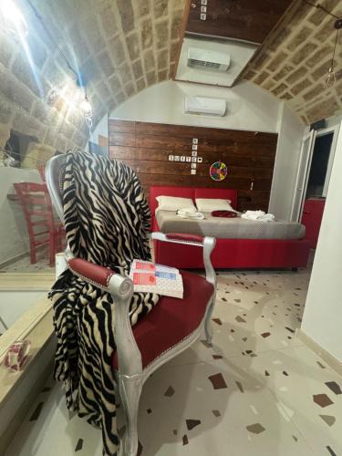 Gravina in Puglia Bed & Breakfast | REBEL SUITE cross