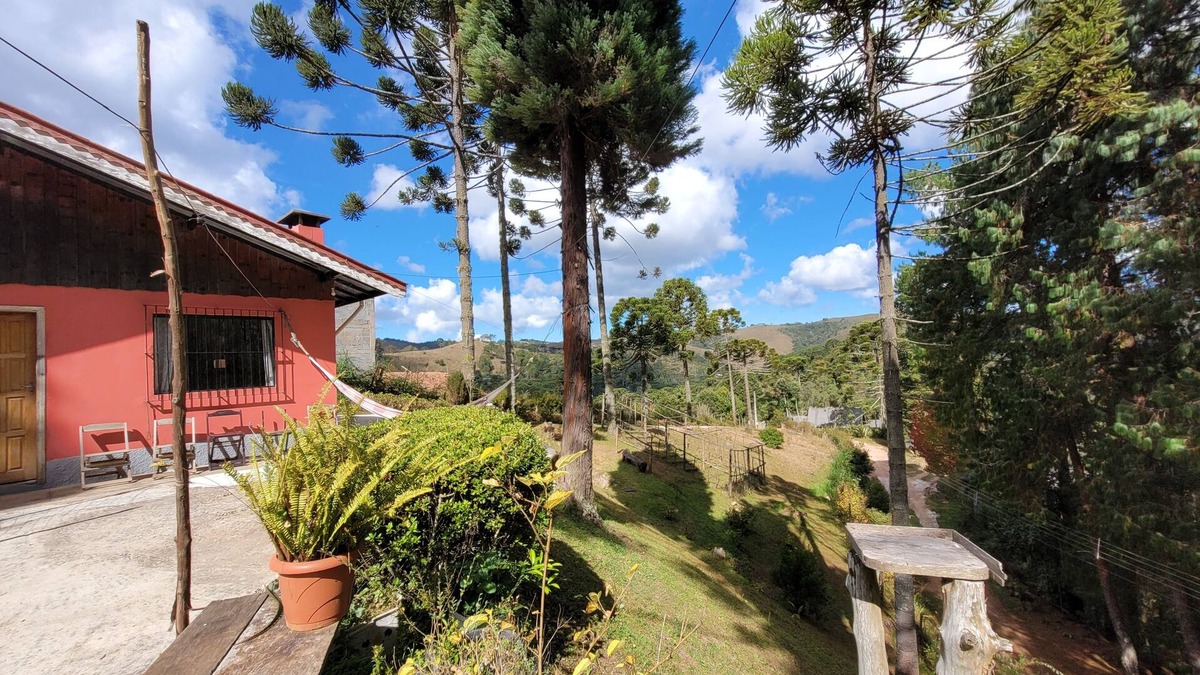 Vila Inglesa Cottage | Recanto da Lagoinha Incredible view. House with fireplace. Free Wi-Fi. Unforgettable