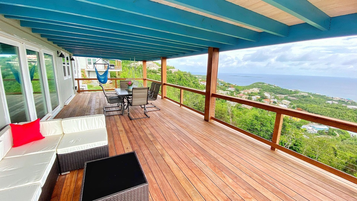 Flag Hill House | Recently Built! - 3 Bed/3 Bath House with Amazing View & Large Private Deck