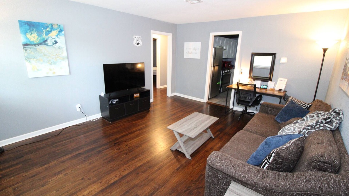 Turner Park House | Recently remodeled house near Expo, TU, Rt 66, Downtown with large fenced yard