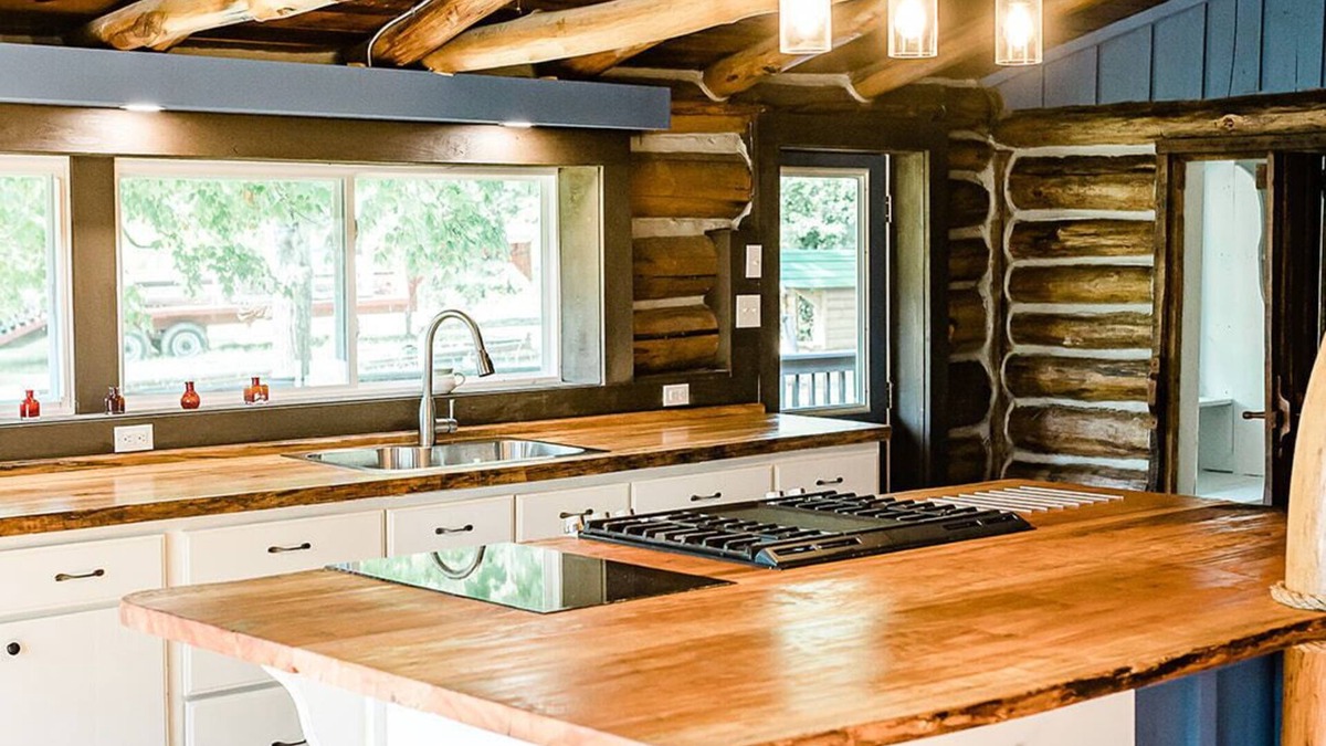 Pearisburg Cabin | Recently renovated mountaintop cabin!