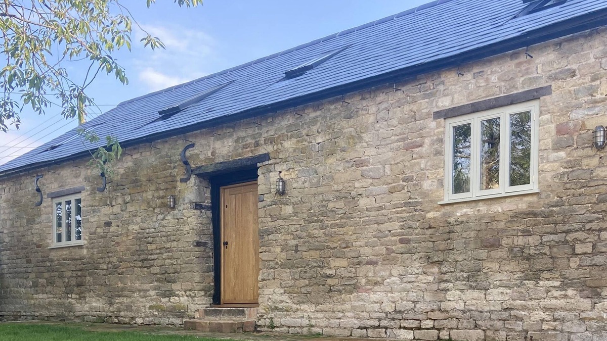 Castle Bytham House | Rectory Farm Barn - deluxe 3 bedroom barn