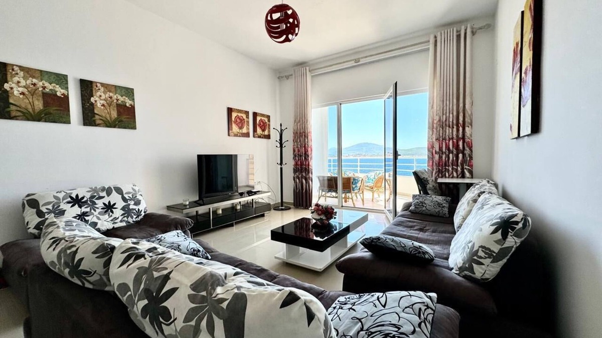 Jala Apartment | Red Apartment Saranda