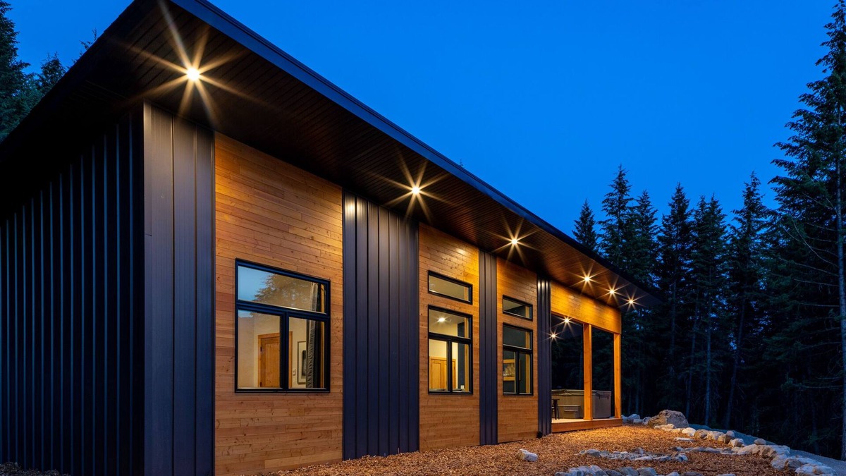 Golden Ski Chalet | Red Fox Lodge, 2 bedroom, 2 bathroom with Hot Tub