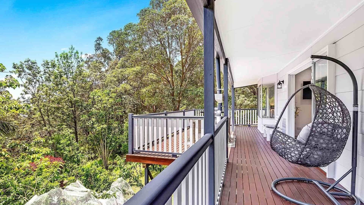 Eagle Heights House | Red Gum Cottage: A home among the gum trees