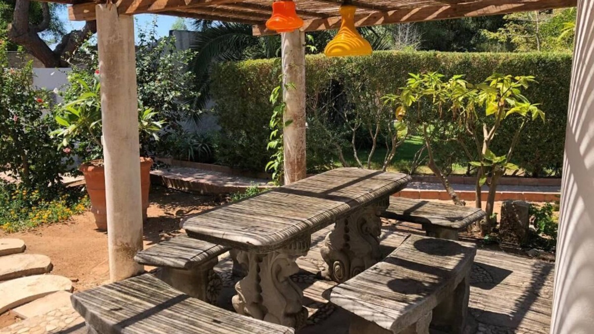 Caucana-finaiti-casuzze-finaiti Nord House | Red House ideal for families: beach access directly from the garden!