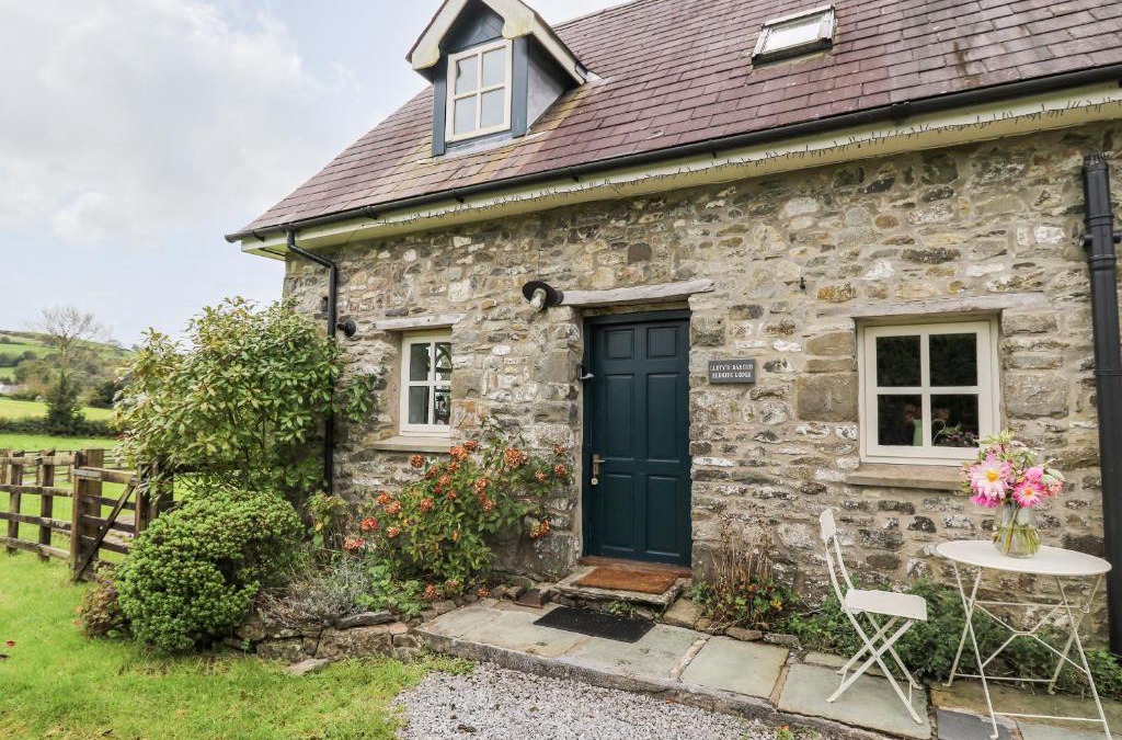 Llandeilo House | Red Kite Lodge
