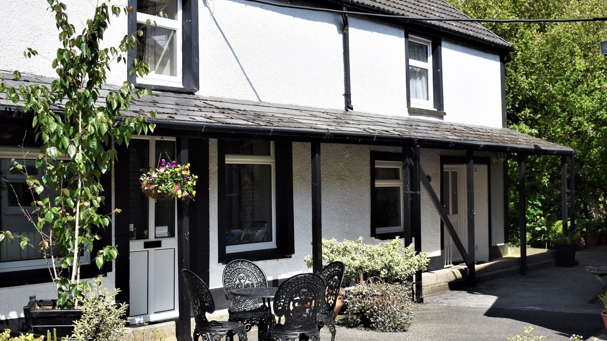 Whitland Cottage | RED KITE, pet friendly, character holiday cottage in Blaenwaun