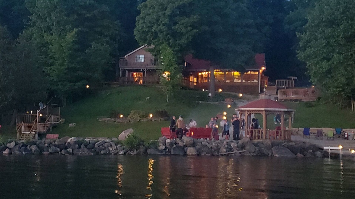 Manitoulin District Cabin | Red Lodge Resort
