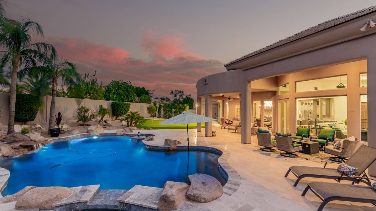 Red Mountain Ranch House | Red Mountain Private Sanctuary! Heated Pool, Spa and Putting Green! 2 Primary Suites!
