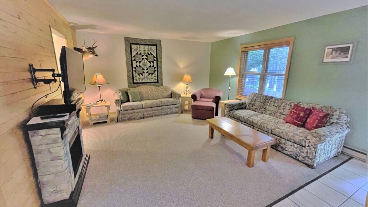 Phillips Condo | Red Pines - Elk Lake Condo #6 | 3 Bed, 1 Bath