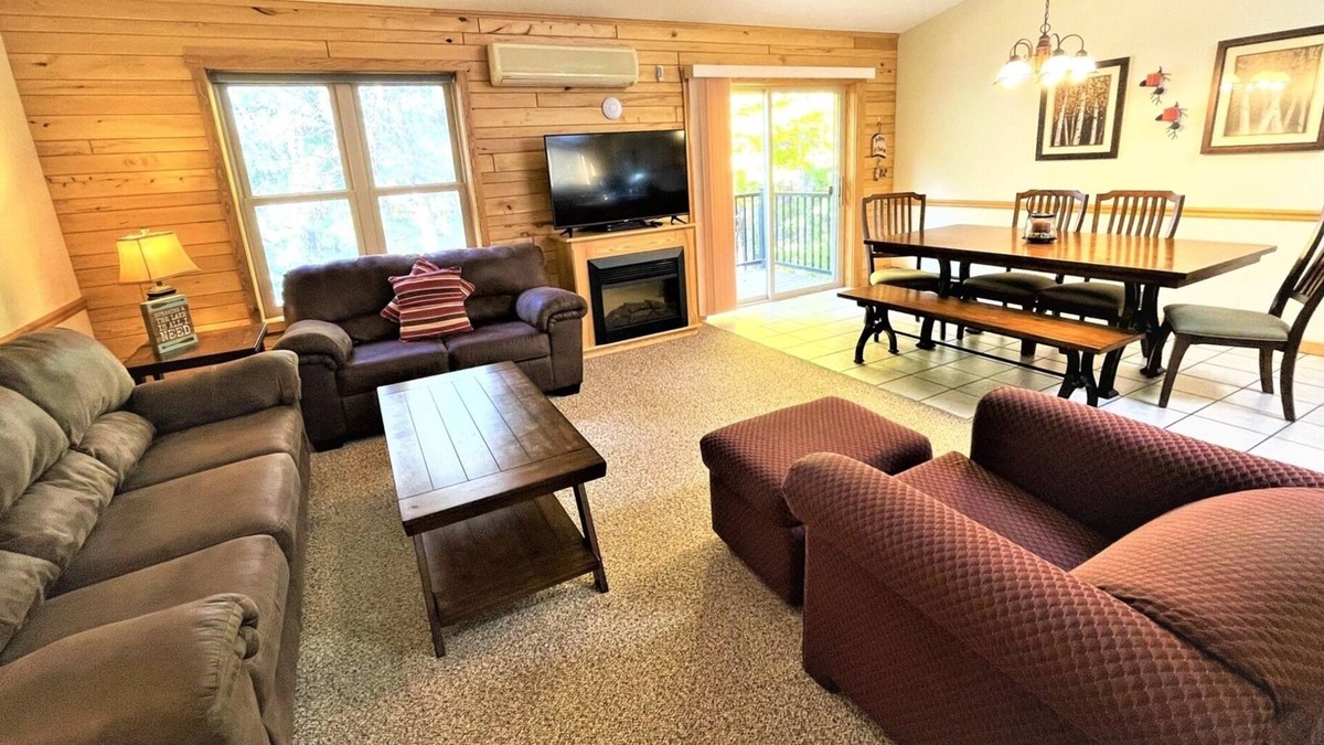 Phillips Condo | Red Pines - Elk Lake Condo #4 | 2 Bed, 1 Bath