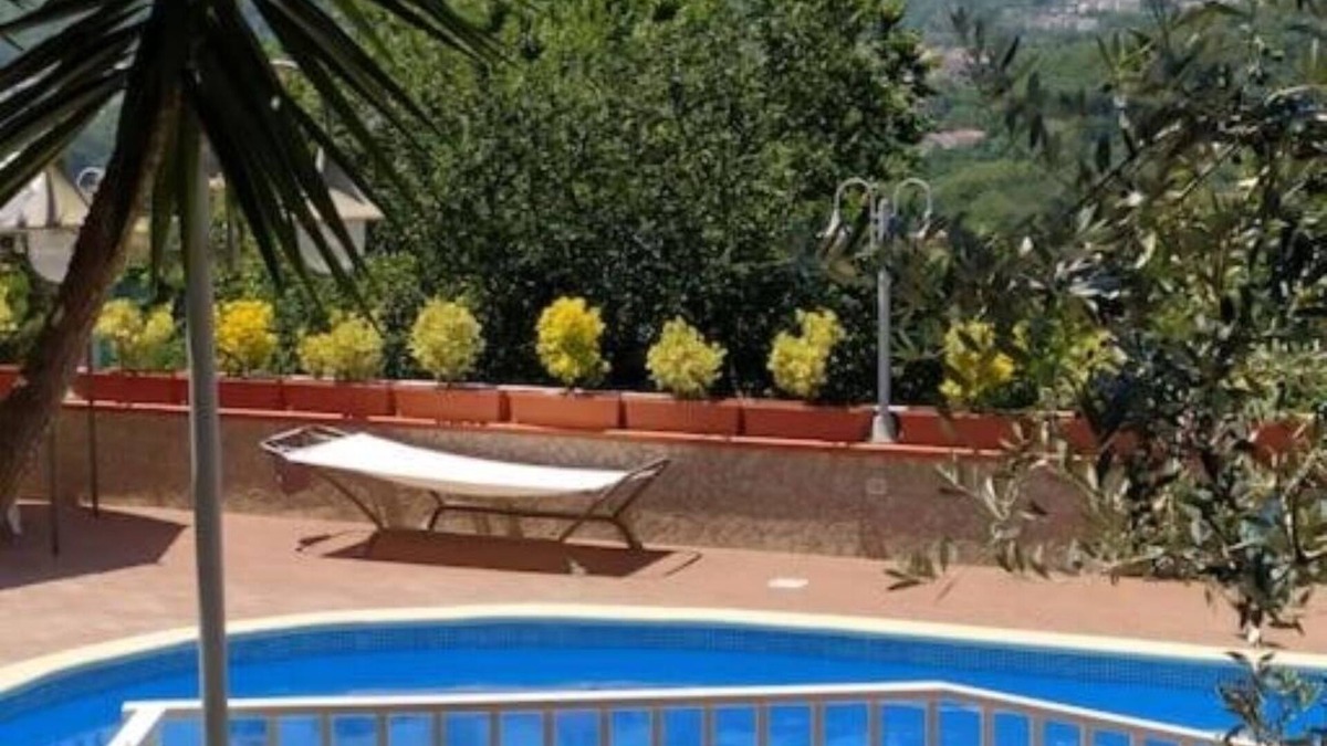 Pellezzano House | Red - Relaxation near Salerno, Pompeii & Amalfi