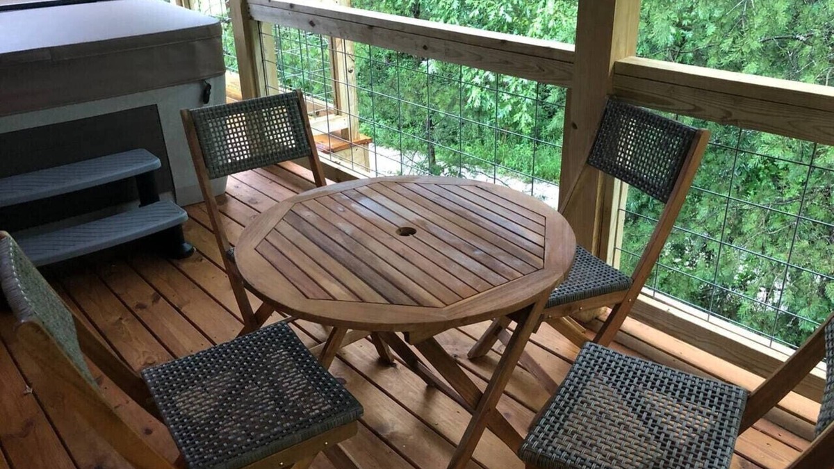 Campton Cabin | Red River Gorge Broken Horse Luxury Hot tub Wi-Fi