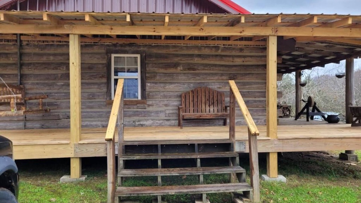 Booneville Cabin | Red River Gorge/Natural Bridge Cabin Rental