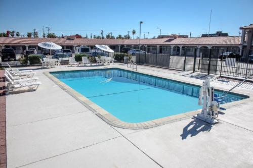 Blythe Hotel | Red Roof Inn Blythe