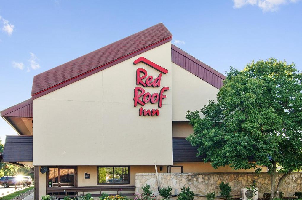 North Canton Hotel | Red Roof Inn Canton