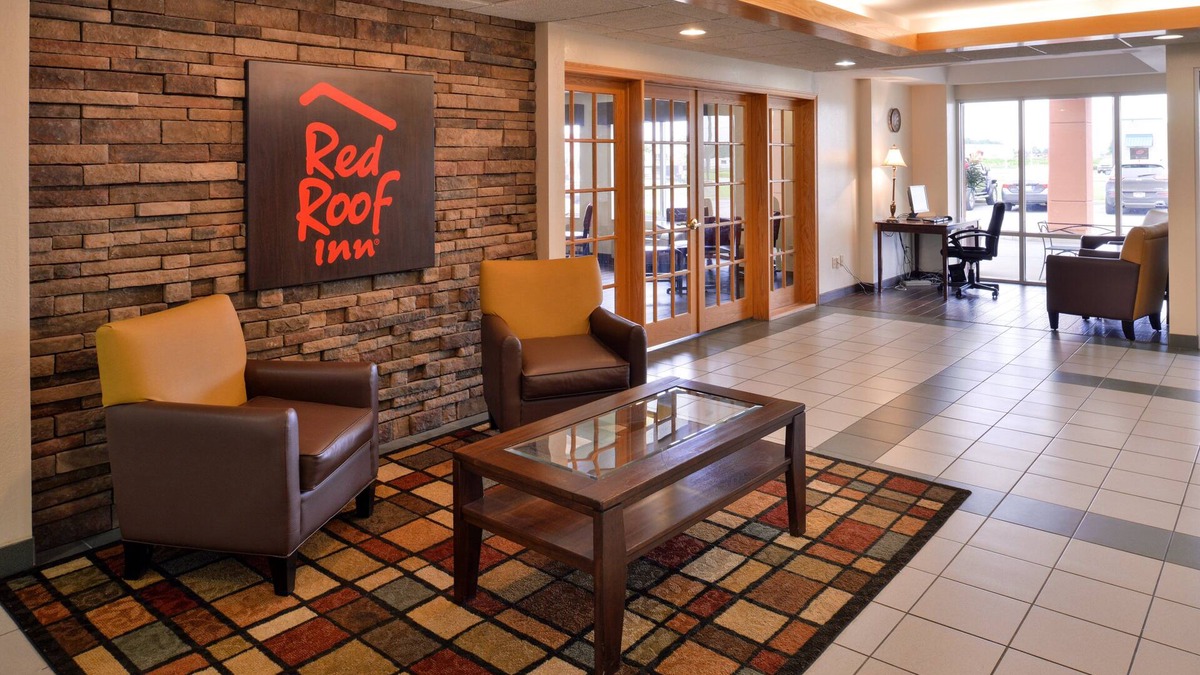 Clyde Hotel | Red Roof Inn Clyde