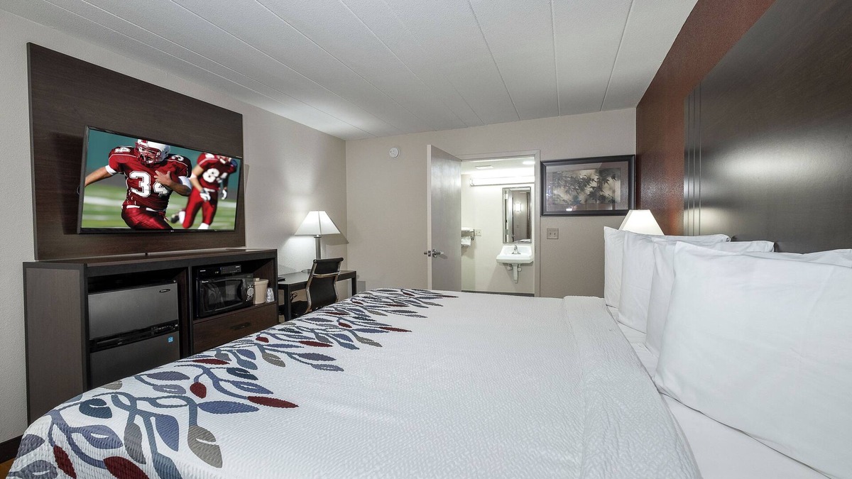 Freehold Hotel | Red Roof Inn Freehold
