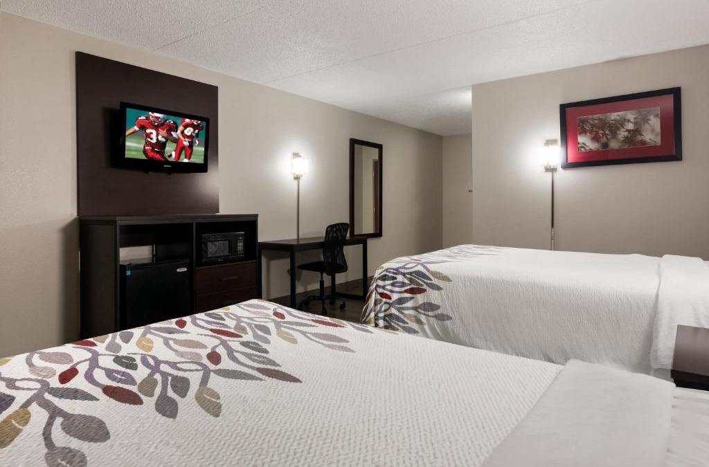 New Britain Hotel | Red Roof Inn Hartford- New Britain