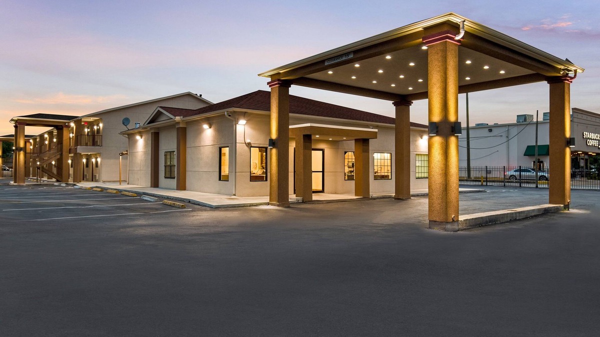 Spring Hotel | Red Roof Inn Houston – Spring North