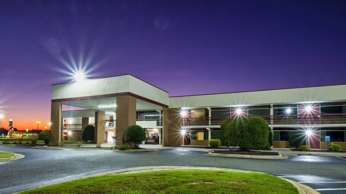 Kenly Hotel | Red Roof Inn Kenly – I-95