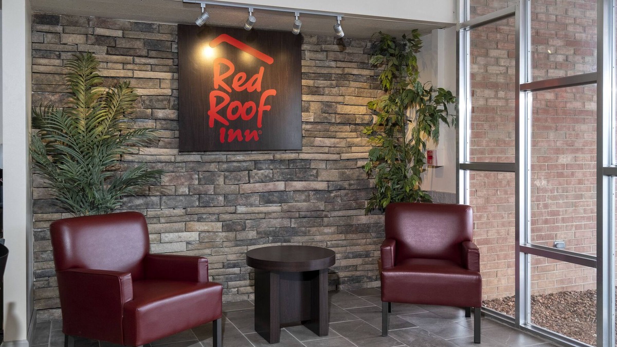 Marion Hotel | Red Roof Inn Marion, VA