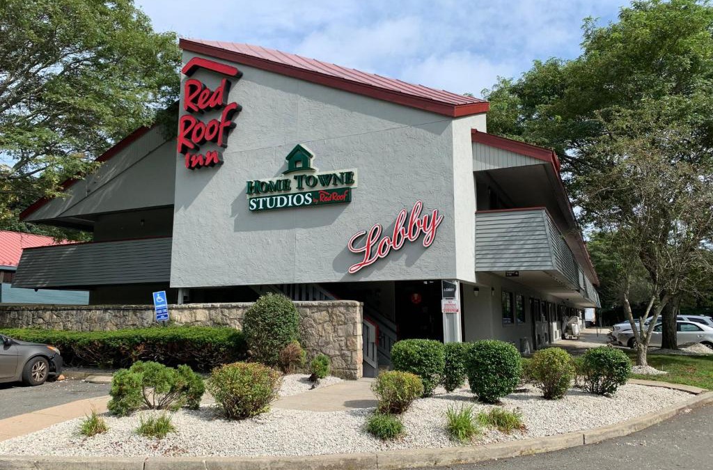 New London Hotel | Red Roof Inn Mystic - New London