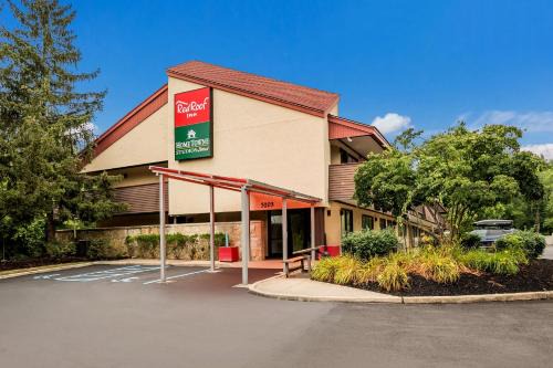 Lawrenceville Hotel | Red Roof Inn Princeton - Ewing