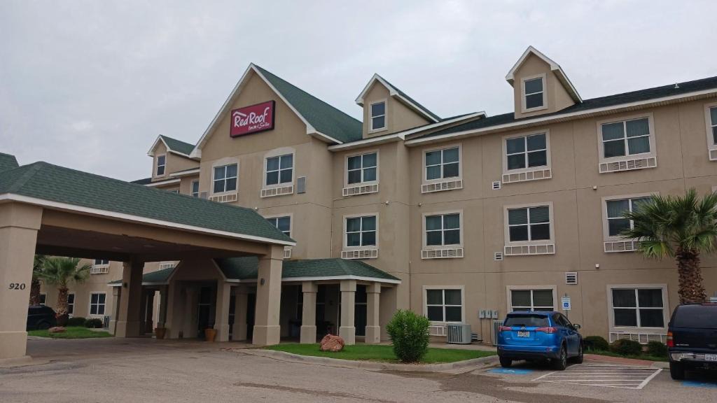 Midland Hotel | Red Roof Inn & Suites Midland